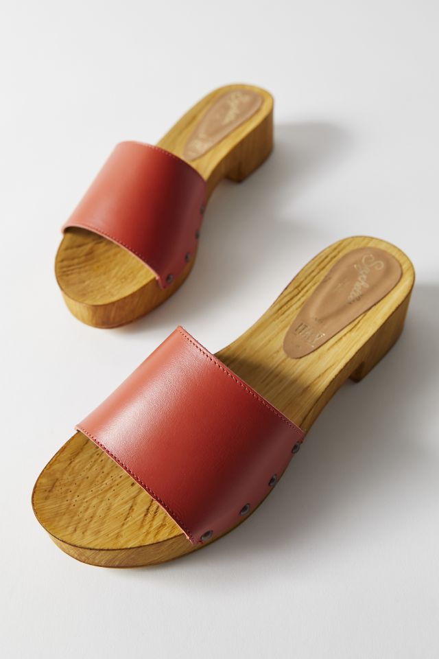 Seychelles Marine Layer Clog Sandal | Urban Outfitters