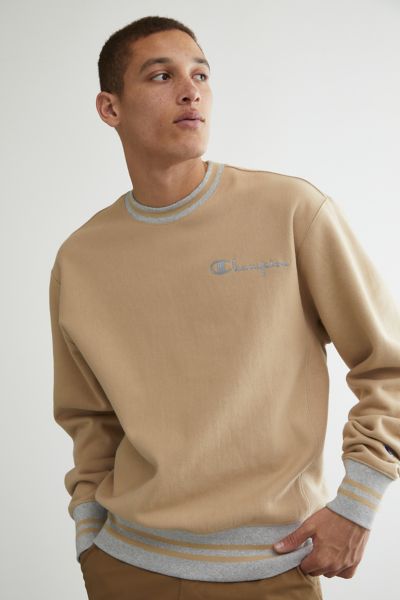 Champion sweater hotsell urban outfitters 70s