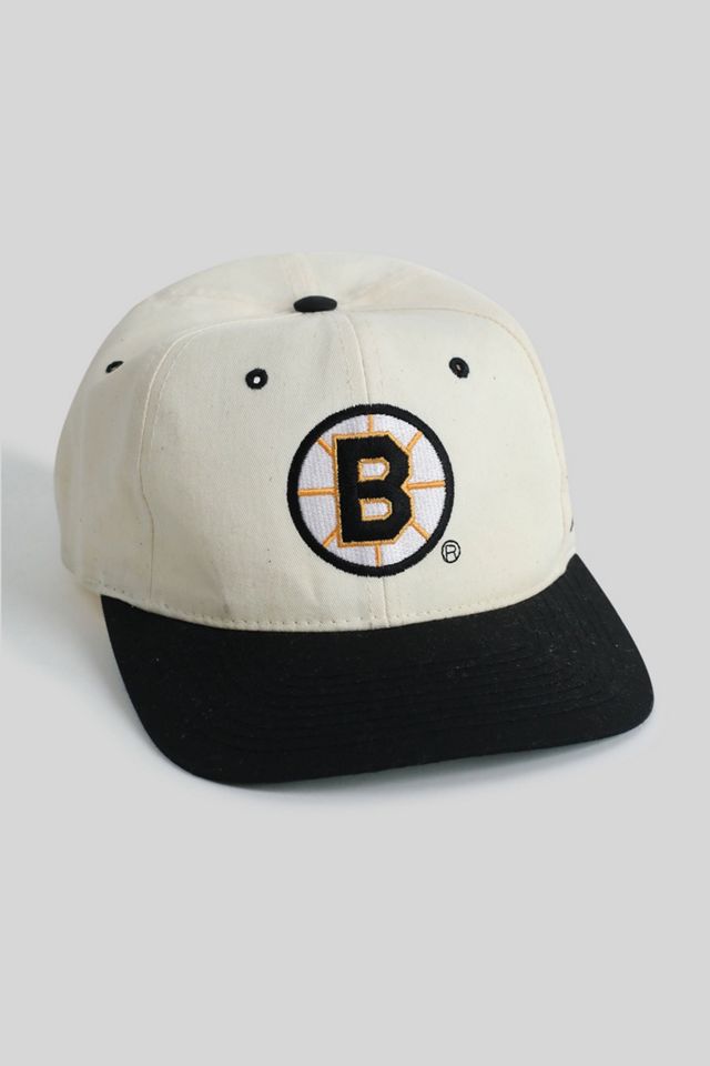 Vintage Boston Bruins Starter Strapback Hat | Urban Outfitters