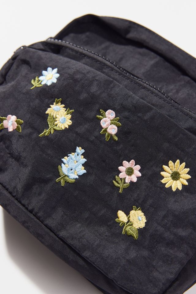 Sac banane brodé BAGGU #2