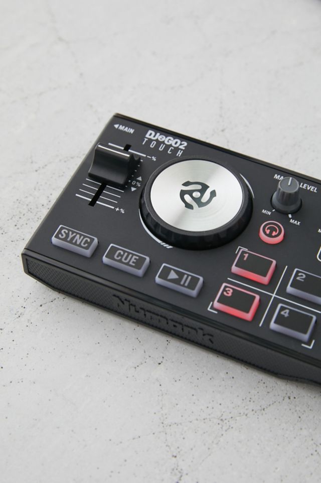 Numark DJ2GO 2 Touch Ultimate Pocket DJ Controller #3