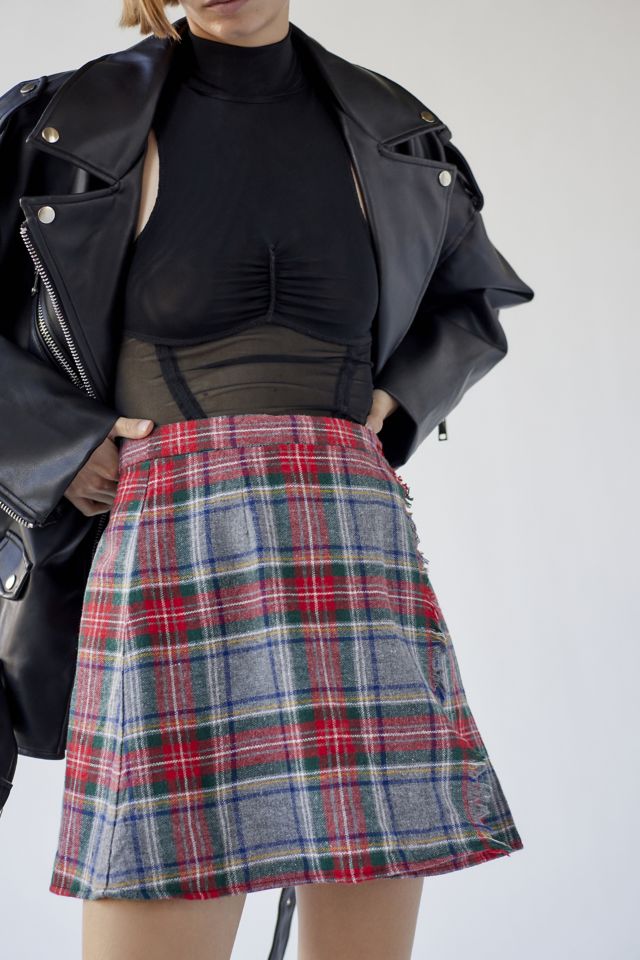 Short plaid outlet skirt urban outfitters