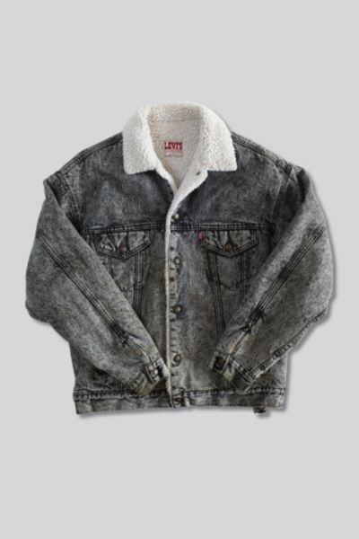 urban outfitters levis sherpa jacket