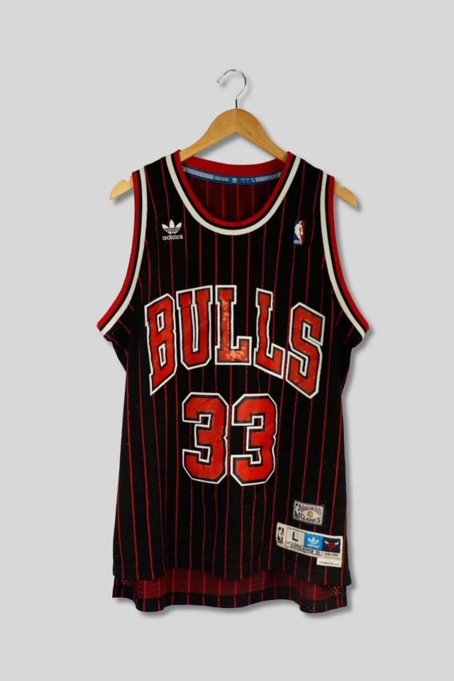 Adidas chicago bulls outlet shirt