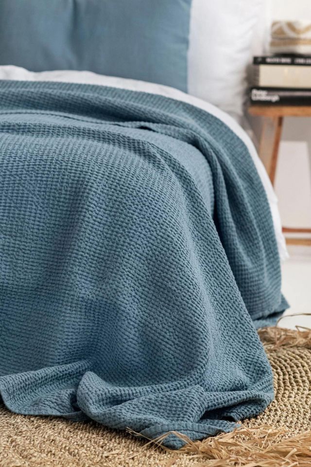 MagicLinen Waffle Blanket #3