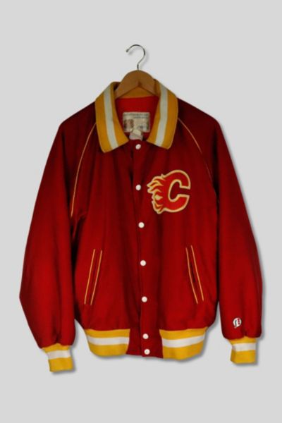 Picked up this retro looking snap back : r/CalgaryFlames