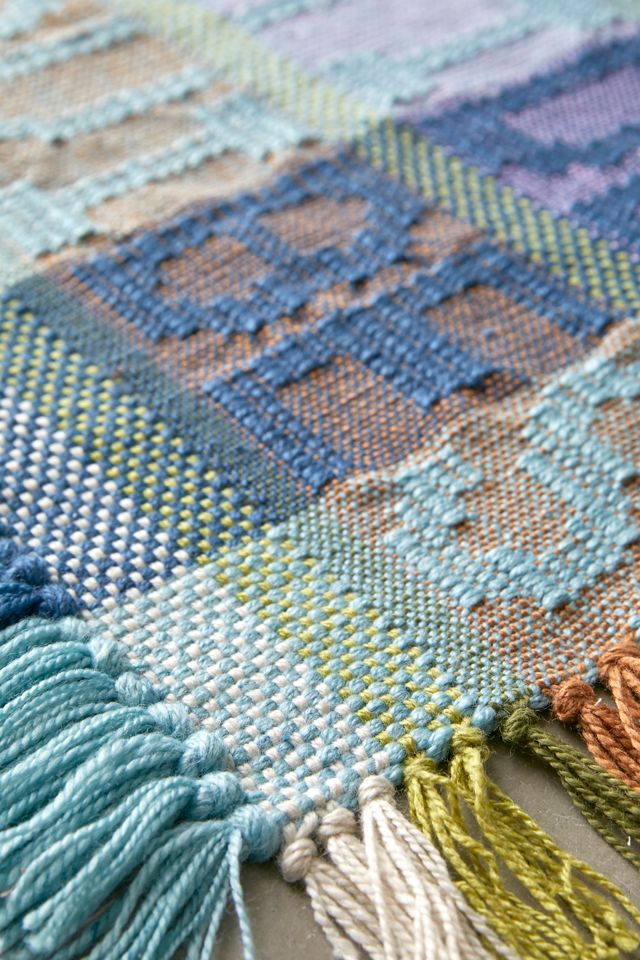 High Tides Woven Rug | Urban Outfitters