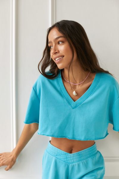 URBAN OUTFITTERS クロップセーターXS BDG Urban Outfitters Sweater Cropped Tween Size XS V-Neck