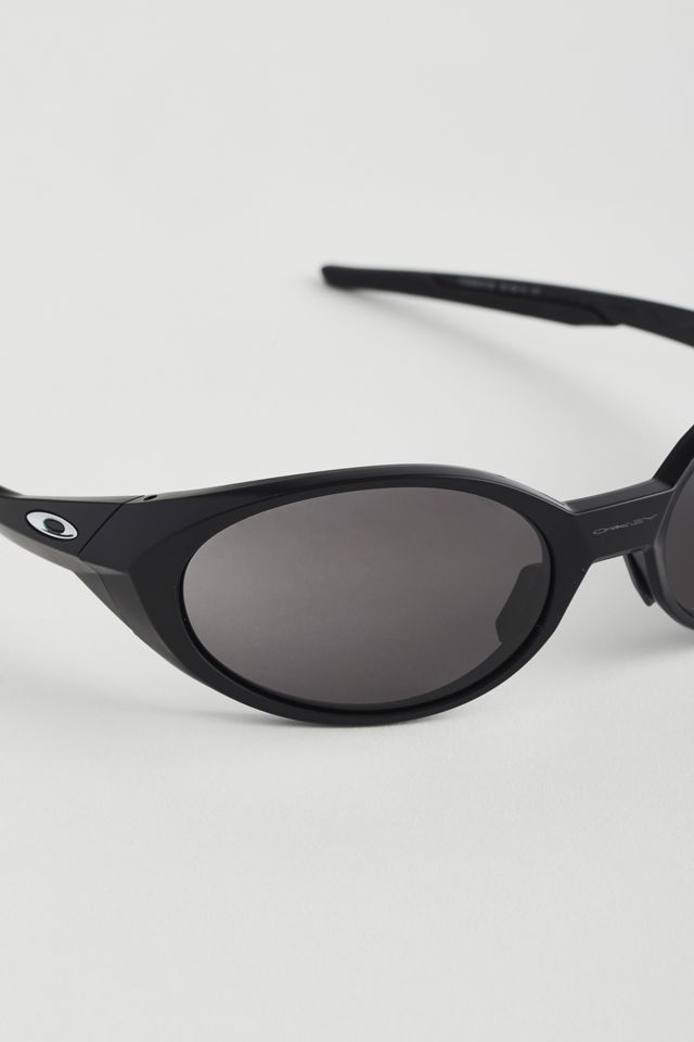 Oakley Eye Jacket Redux Sunglasses | Urban Outfitters
