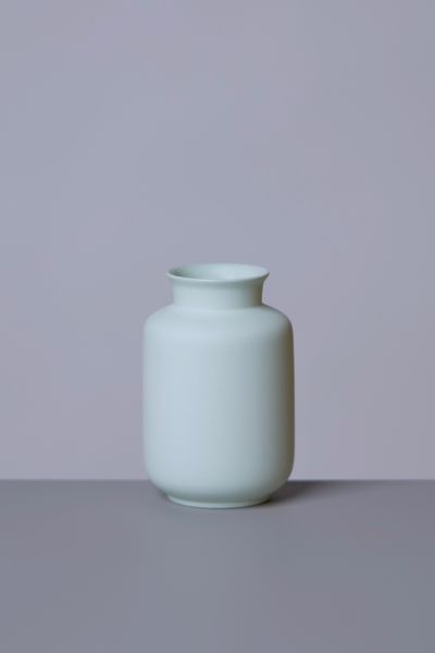 Middle Kingdom Miniature Porcelain Milk Jar Vase In Mint