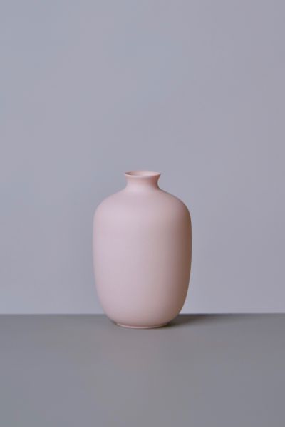 Middle Kingdom Miniature Porcelain Plum Vase In Dusty Pink