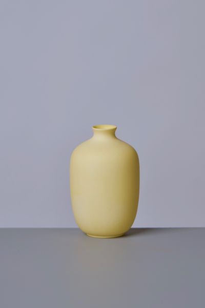 Middle Kingdom Miniature Porcelain Plum Vase In Butter