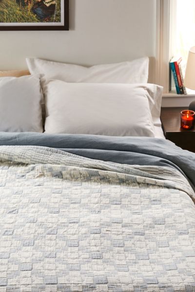 Pendleton Organic Cotton Matelassé Coverlet