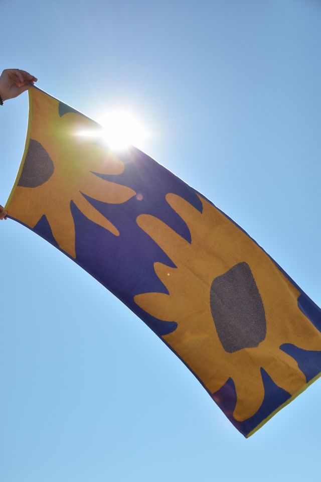 BAGGU Sunflower Bath Towel #5