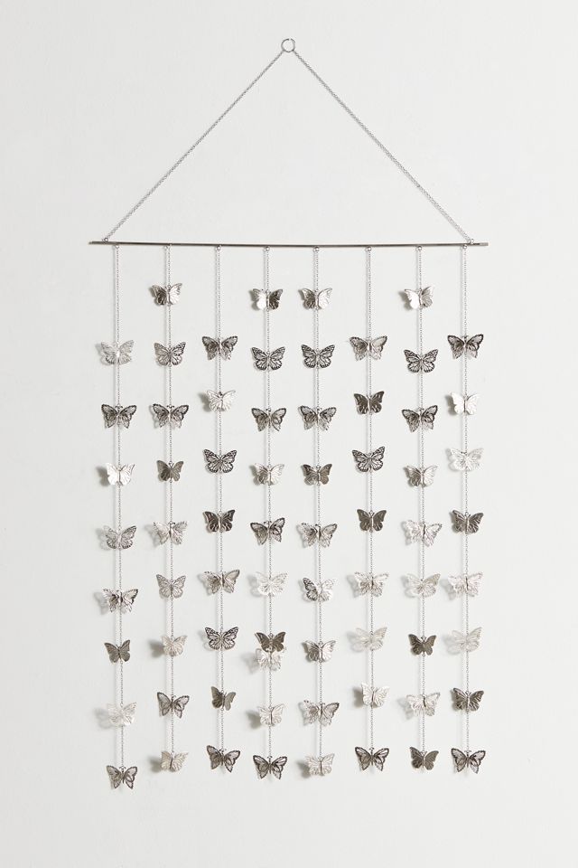 アーバンアウトフィッターズ　バタフライ ジュエリーホルダー　ウォールフック Butterfly Chain Wall Hanging | Urban Outfitters