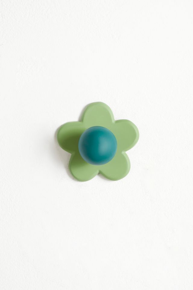 Daisy Hook #1