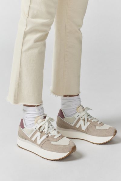 new balance 574 women platform