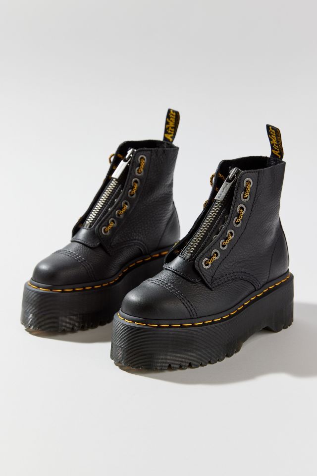 Dr martens hot sale con platform