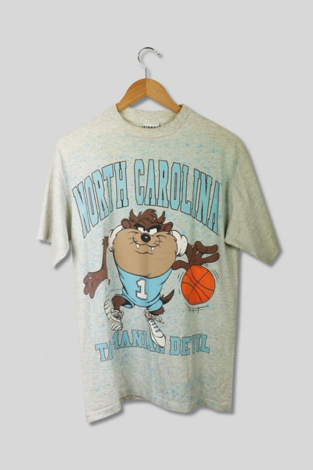 North Carolina Tar Heels Shirt, Vintage Basketball Unisex T-shirt