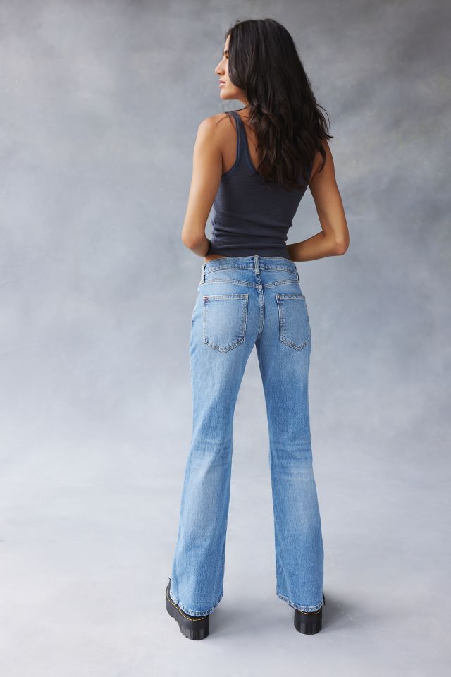 Low-waist Flare Leg Jeans丨Urbanic