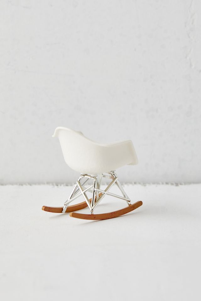 Mini Swing Chair Figure #3