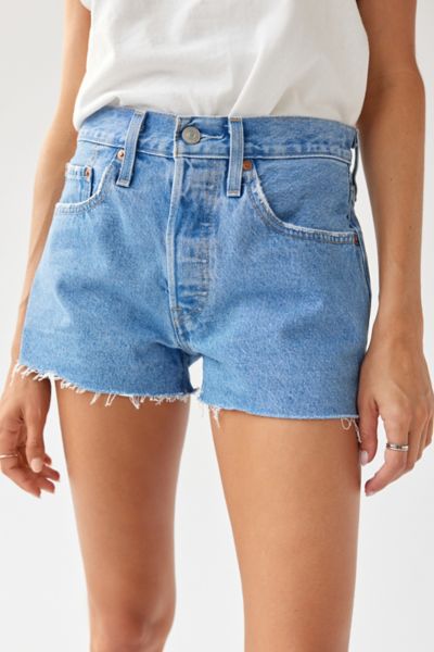 Levi's 501 Original Cutoff Denim Short In Sky