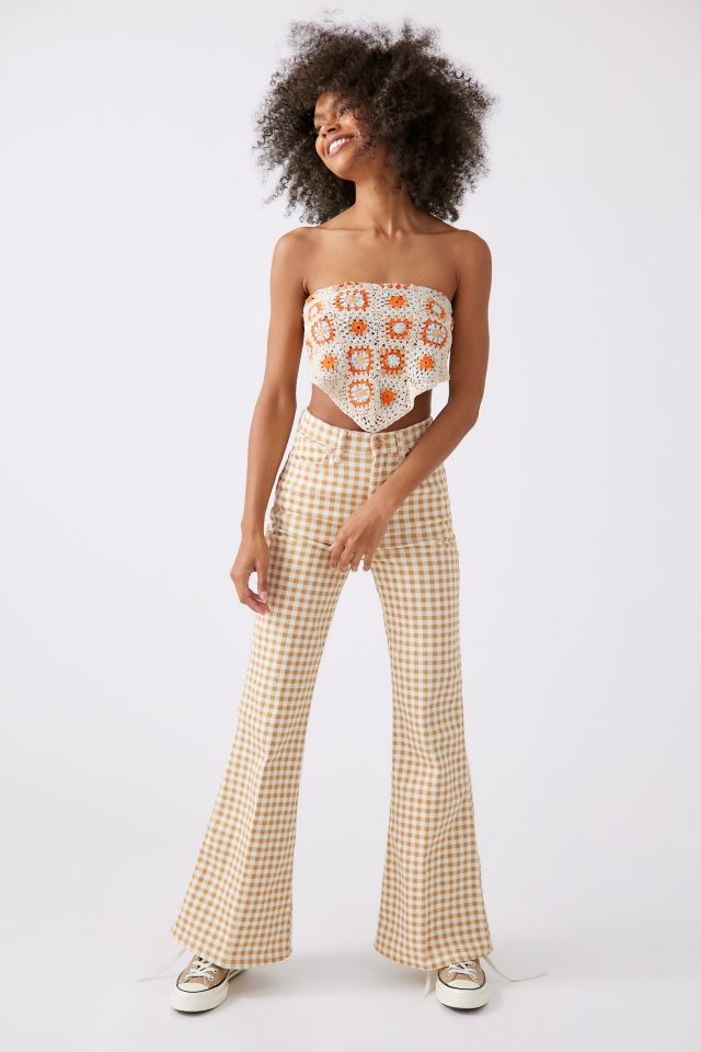 Wrangler Wanderer Gingham Flare Pant | Urban Outfitters