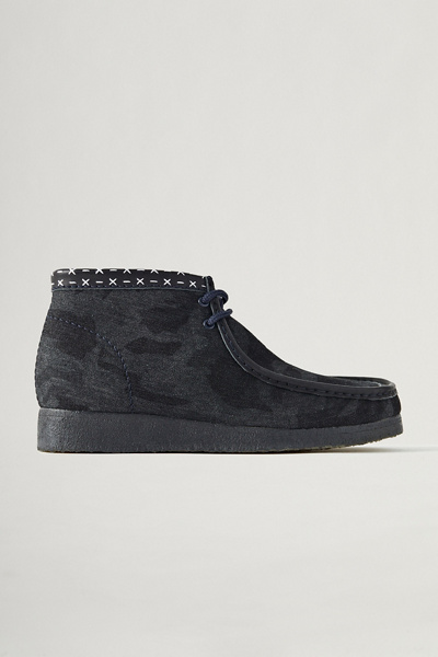 Clarks Men’s Wallabee Boot In Denim Blue Synthetic – Classic Comfort Casual Shoes