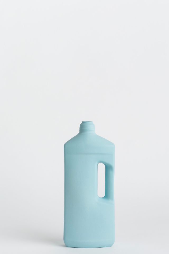 Middle Kingdom x Foekje Fleur Porcelain Motor Oil Vase #2