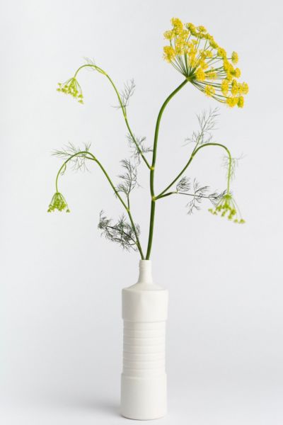 Middle Kingdom X Foekje Fleur Porcelain Ribbed Vase In Bisque