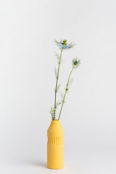 Middle Kingdom X Foekje Fleur Porcelain Portico Vase In Butter