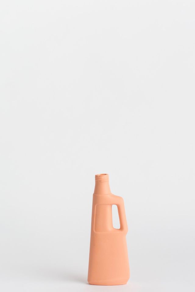 Middle Kingdom x Foekje Fleur Porcelain Revolver Vase #2