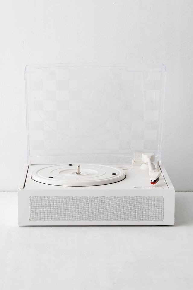 Crosley UO Exclusive Checkered Ryder Turntable | Urban Outfitters