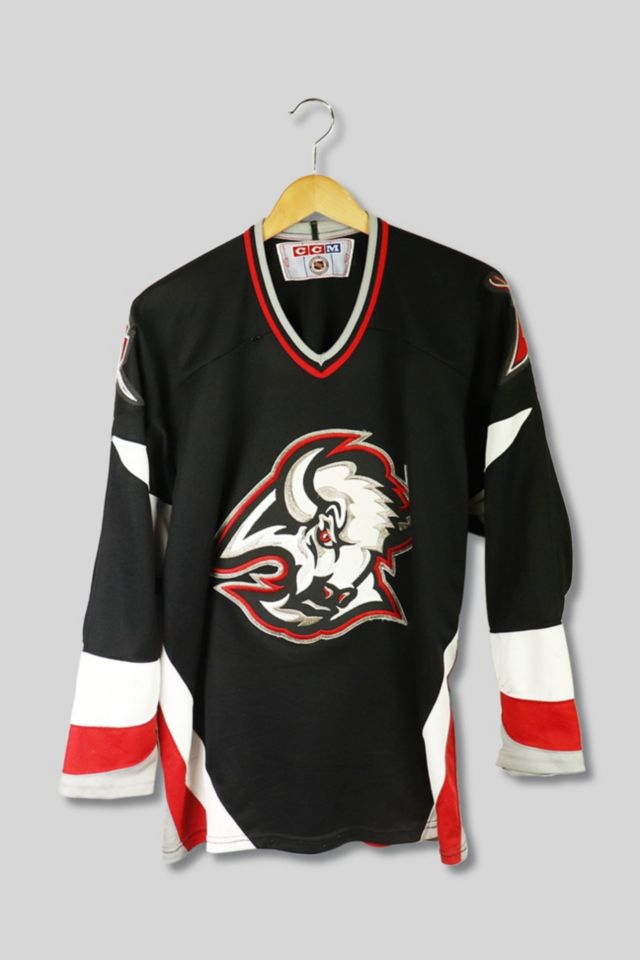 Vintage NHL Buffalo Sabers Jersey