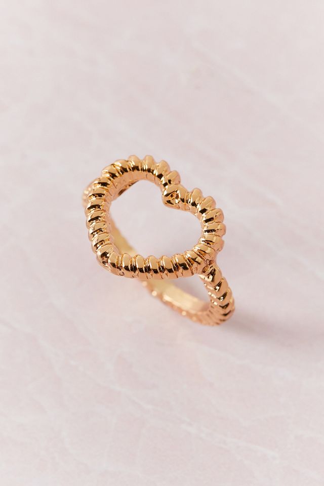 Lizzy Heart Ring | Urban Outfitters Canada