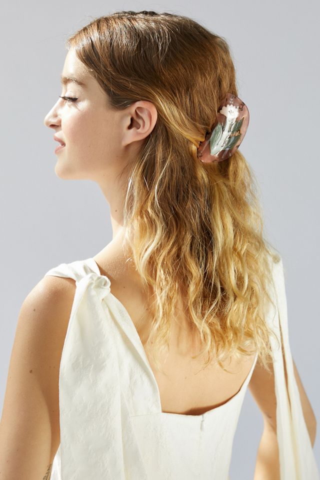 Winona Irene Sorrel Flower Claw Clip | Urban Outfitters
