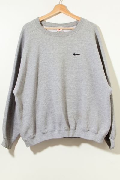 nike mini logo crewneck