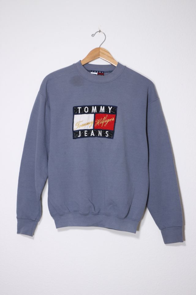 Rød dato Fremragende Repræsentere Vintage Tommy Hilfiger Jeans Embroidered Logo Crewneck Sweatshirt | Urban  Outfitters