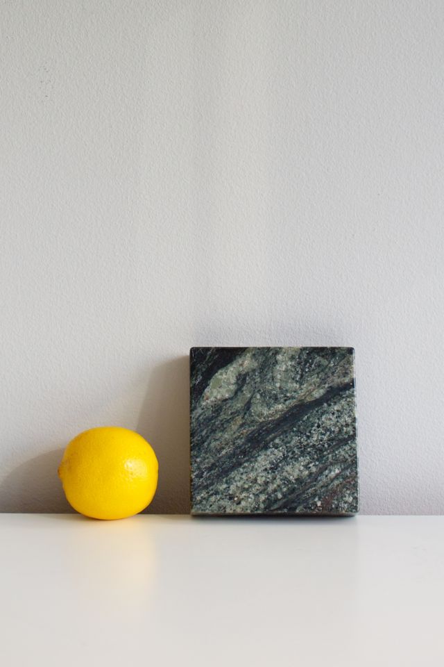 The Parmatile Shop Marble Pedestal #4