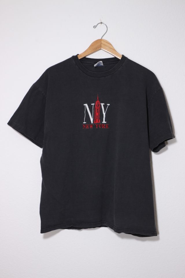 Vintage New York City Embroidered T Shirt | Urban Outfitters