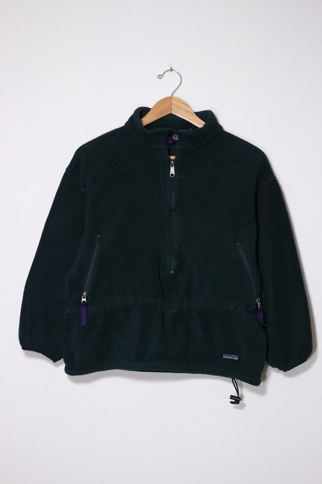 Patagonia store cropped fleece