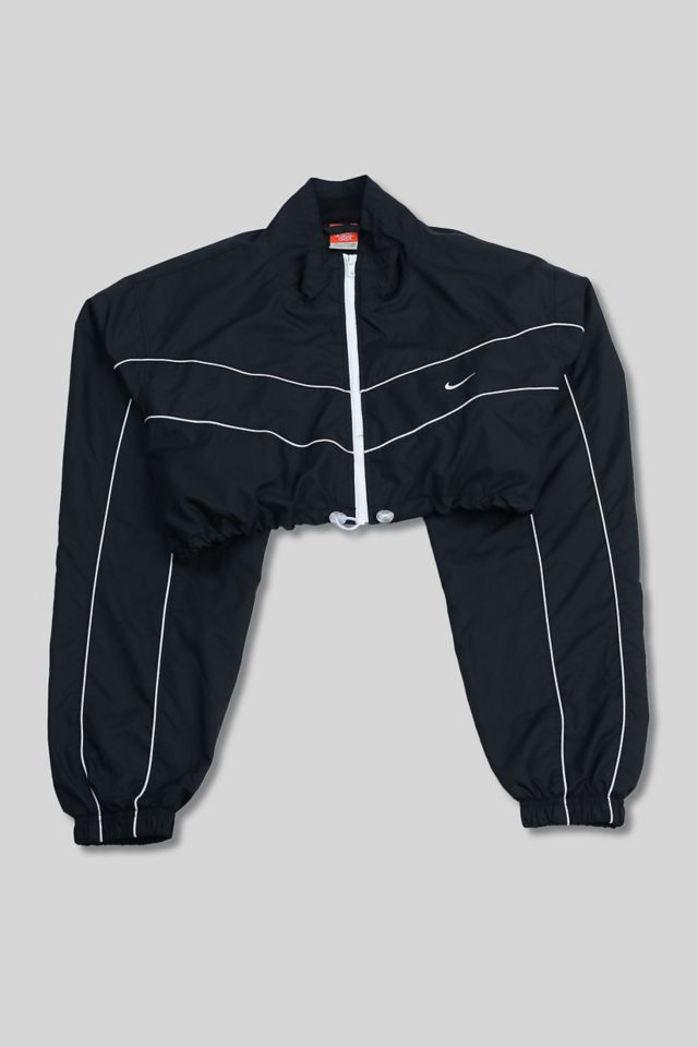 Nike store windbreaker cropped