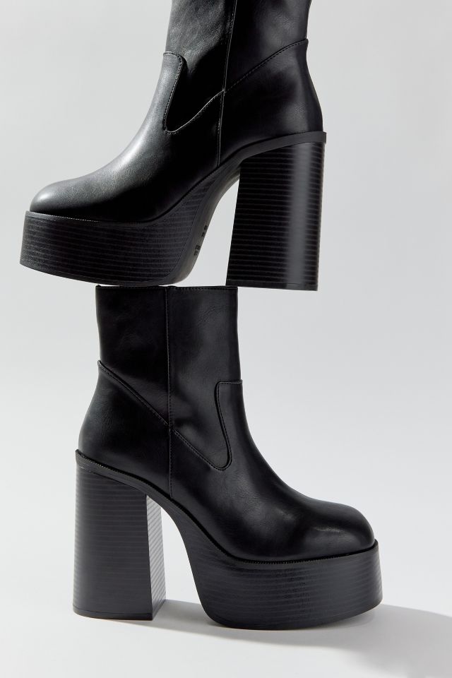 UO Noreen Platform Boot | Urban Outfitters