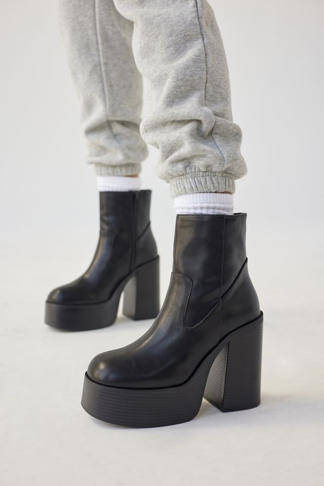 uo leo platform boot