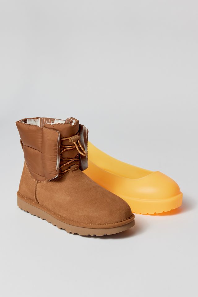 UGG Classic Maxi Toggle Bootie | Urban Outfitters Canada