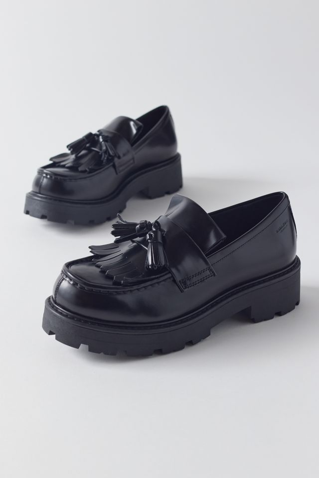 Vagabond Shoemakers Cosmo 2.0 Tassel Loafer | Urban Outfitters