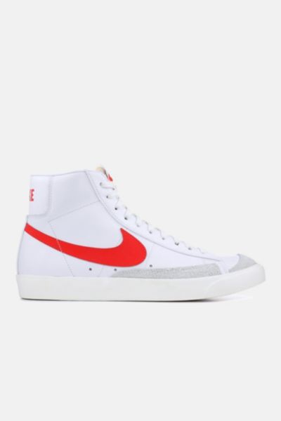 nike bq6806 600