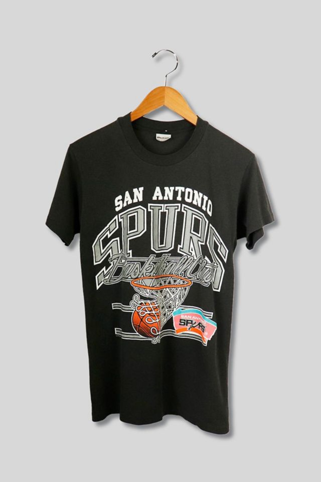 B2SS San Antonio Spurs NBA Tee Small