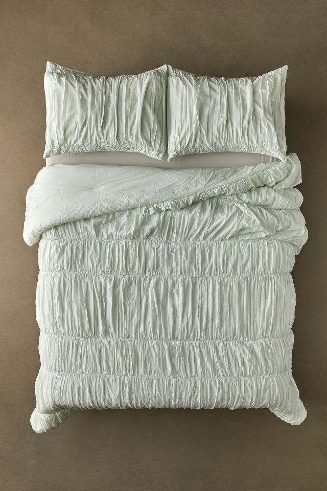 Urban deals outfitters comforters