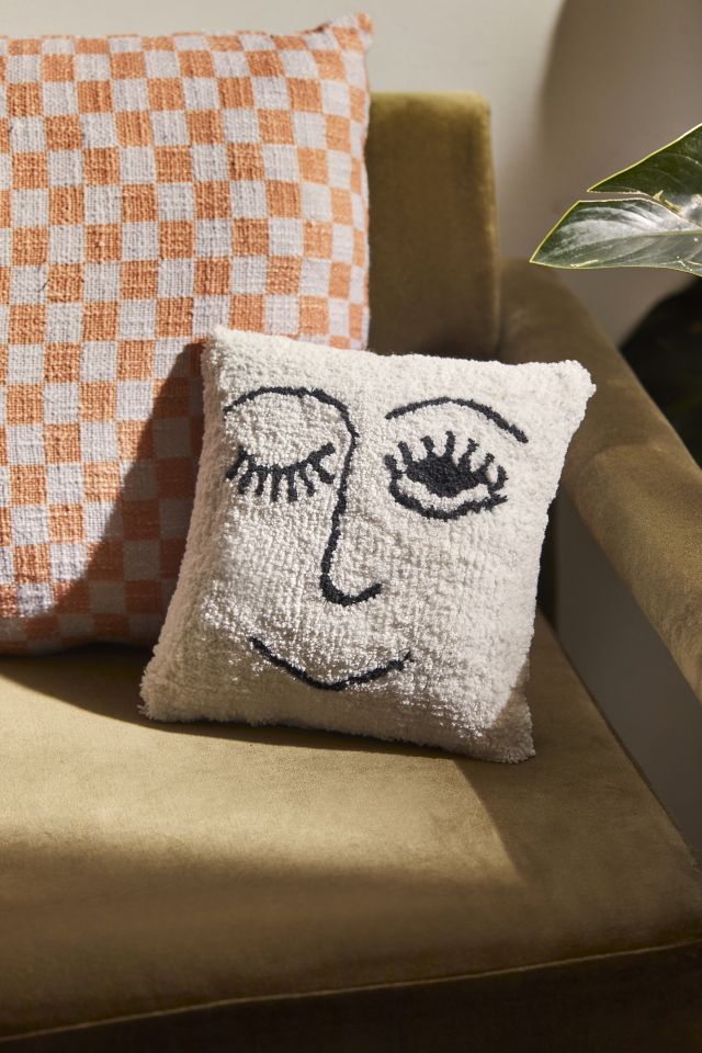 Winky Mini Tufted Throw Pillow